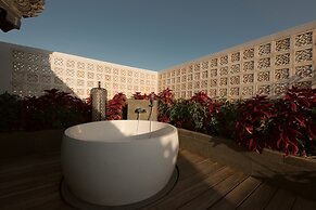 The Vira Bali Boutique Hotel & Suite