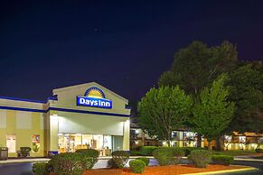 Days Inn by Wyndham Portage
