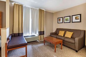 Comfort Suites Coralville I-80