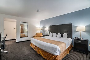 Travelodge by Wyndham Traverse City MI