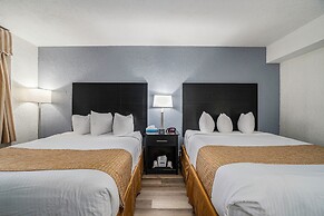 Travelodge by Wyndham Traverse City MI