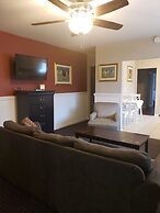 Travelodge by Wyndham Traverse City MI