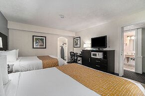 Travelodge by Wyndham Traverse City MI