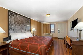 Super 8 by Wyndham Evanston