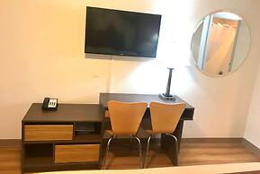 Super 8 by Wyndham Evanston