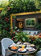 Le Parisis Paris Tour Eiffel