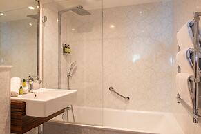 Le Parisis Paris Tour Eiffel