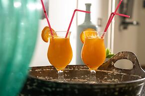 Angela Suites Boutique Hotel