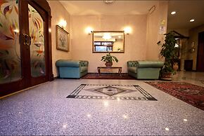 Phi Hotel Ambra