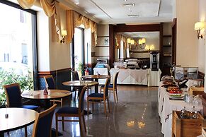 Phi Hotel Ambra
