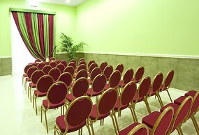 Zanhotel & Meeting Centergross