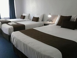 Noah's Mid City Motor Inn