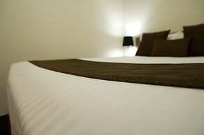 Noah's Mid City Motor Inn