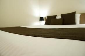 Noah's Mid City Motor Inn