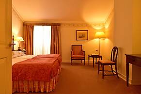 Pousada Palácio de Queluz – Historic Hotel