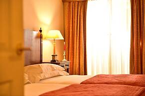 Pousada Palácio de Queluz – Historic Hotel