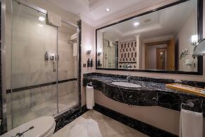 The Norm Oriental Kemer