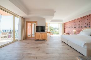 The Norm Oriental Kemer