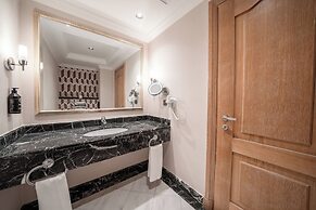 The Norm Oriental Kemer