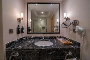 The Norm Oriental Kemer