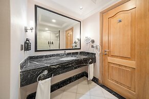 The Norm Oriental Kemer