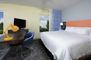 Hampton Inn & Suites Clinton - I-26