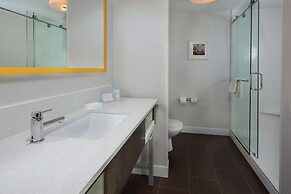 Hampton Inn & Suites Clinton - I-26