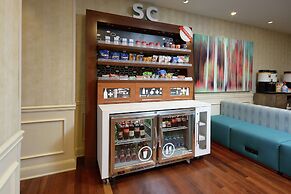 Hampton Inn & Suites Clinton - I-26