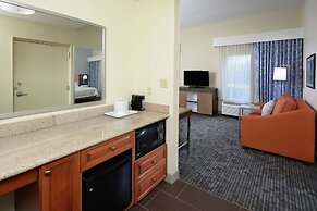 Hampton Inn & Suites Clinton - I-26