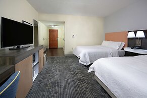 Hampton Inn & Suites Clinton - I-26
