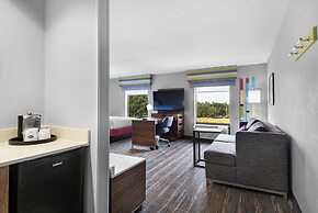 Hampton Inn & Suites Pensacola I-10 N at Univ. Town Plaza