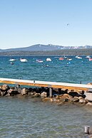 Red Wolf Lakeside Lodge