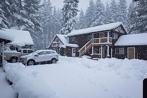 Red Wolf Lakeside Lodge