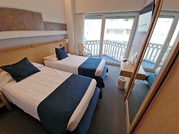 City Hotel