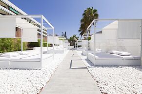 Checkin Bungalows Atlantida