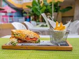 Checkin Bungalows Atlantida