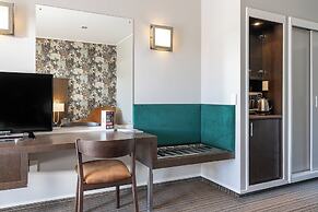 Copthorne Resort Solway Park