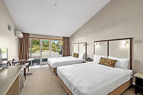 Copthorne Resort Solway Park