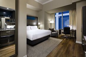 One King West Hotel & Residence