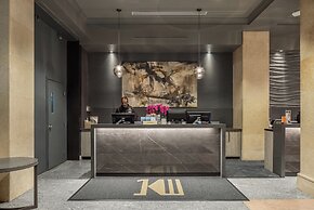 One King West Hotel & Residence