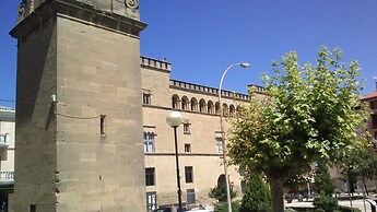 Hotel Villa de Ayerbe