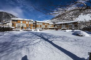 Tierra De Biescas Hotel