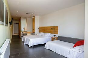 Tierra De Biescas Hotel