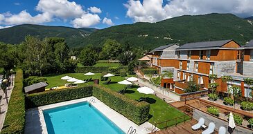 Tierra De Biescas Hotel