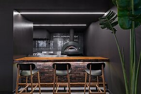 Amada Colossos Resort