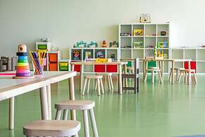 Amada Colossos Resort