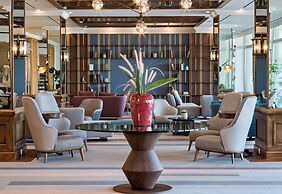 Amada Colossos Resort