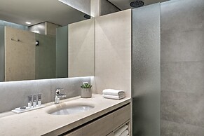 Amada Colossos Resort