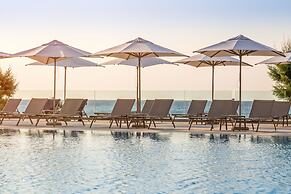 Amada Colossos Resort