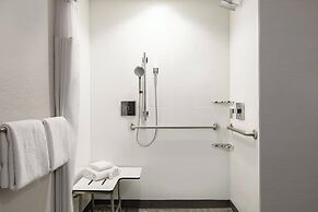 Courtyard by Marriott Lancaster